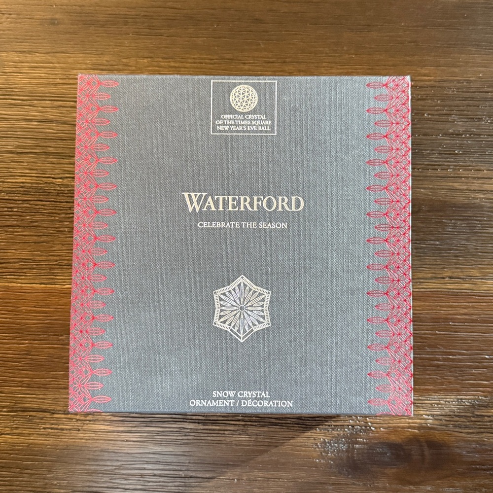 Waterford Crystal 2019 Celebrate the Season Snow Crystal Ornament - Picture 7 of 9